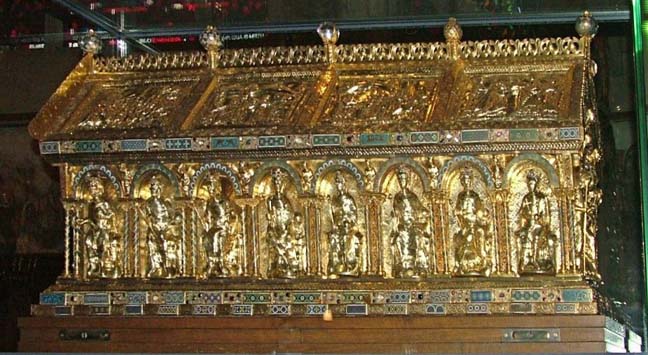 Frederick II's Gold and Silver Casket for Charlemagne