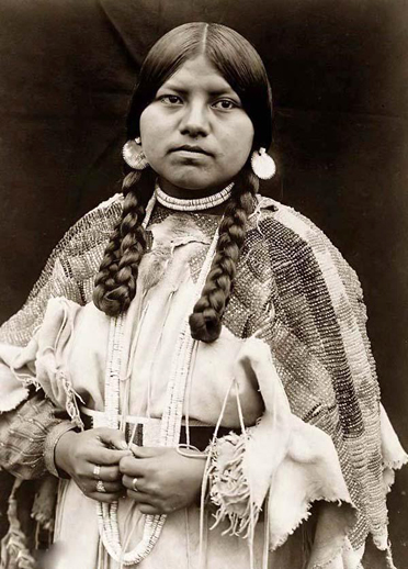 Cayuse Woman Date Unknown